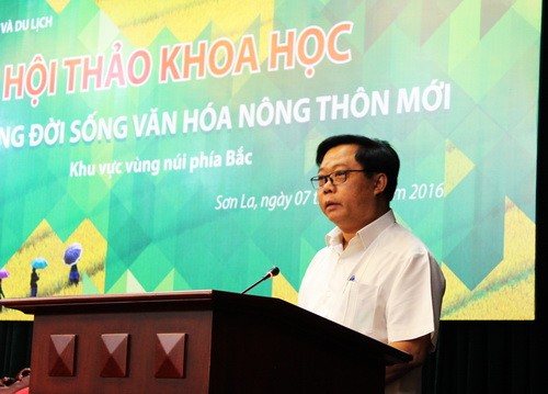 Phó Chủ tịch UBND tỉnh Sơn La Phạm Văn Thủy phát biểu tại hội thảo